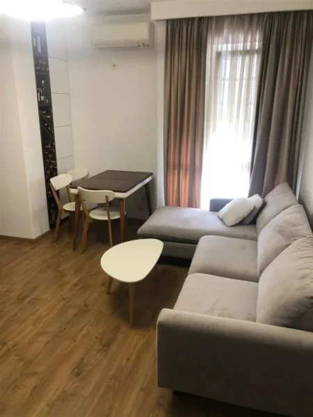 Tirane, shitet apartament 1+1+Ballkon Kati 7, 60 m² 114.999 € (Fusha Aviacionit)
