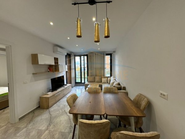 Tirane, jepet me qera apartament 1+1 Kati 2, 64 m² 550 € (OXHAKU KOMPLEKSI ZIRKON)
