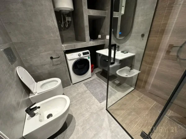 Tirane, jepet me qera apartament 1+1 Kati 2, 750 € 
