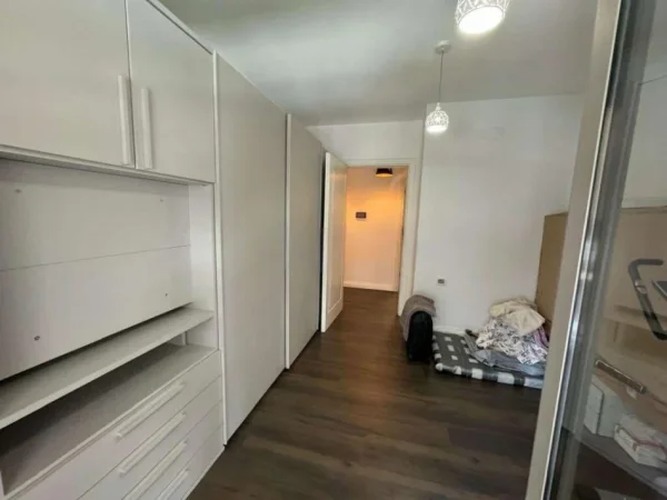 Tirane, shitet apartament 2+1+Aneks+Ballkon Kati 5, 129 m² 349.900 € (Kompleksi Delijorgji)