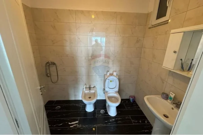 Tirane, shitet apartament 2+1 Kati 6, 115 m² 139.900 € (Astir)