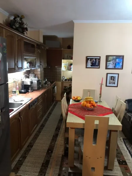 Tirane, shitet apartament 4+1+Ballkon Kati 7, 116 m²