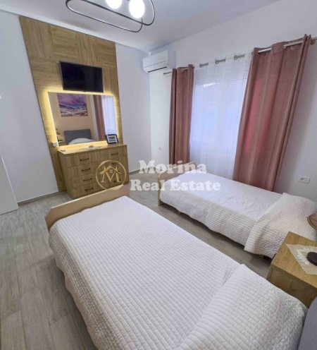 Tirane, jepet me qera Vile 2+1+Ballkon Kati 3, 330 m² 1.100 € (Vilat Gjermane)