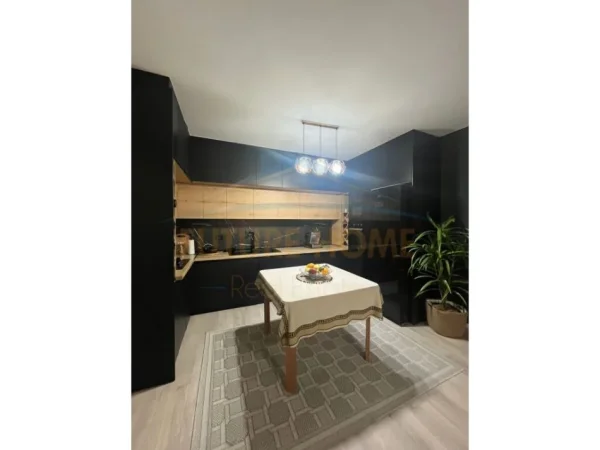 Durres, shitet apartament 1+1 Kati 1, 73 m² 143.000 € (Prane Hotel "Palace", Durres)