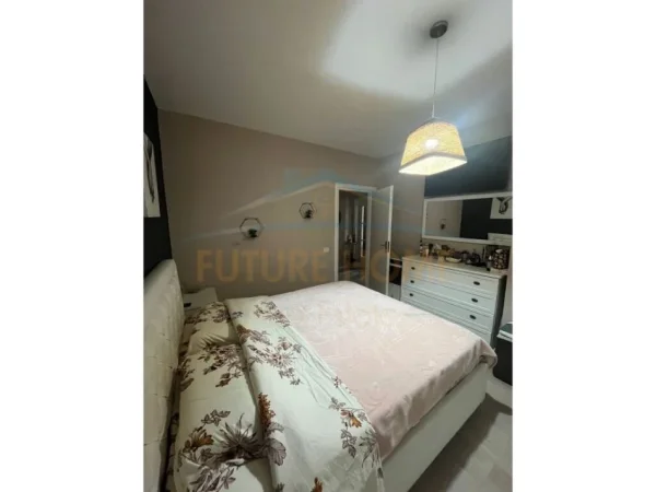 Durres, shitet apartament 1+1 Kati 1, 73 m² 143.000 € (Prane Hotel "Palace", Durres)