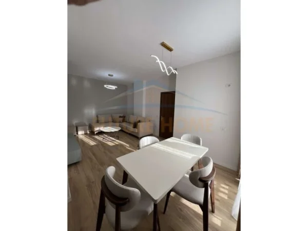 Tirane, shitet apartament 2+1+Aneks Kati 6, 91 m² 118.000 € (Unaza e Re)