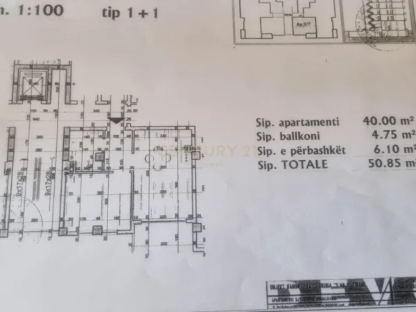 Tirane, jepet me qera zyre Kati 5, 51 m² 500 € (RRUGA 5 MAJI)