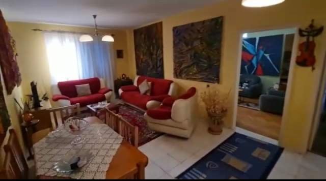Tirane, jepet me qera apartament 3+1+BLK Kati 5, 100 m² 480 Euro (bulevardi zogu 1)