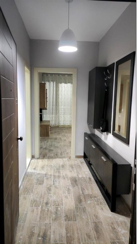 Tirane, jepet me qera apartament 1+1+BLK Kati 6, 78 m² 400 Euro (ish fusha aviacionit)