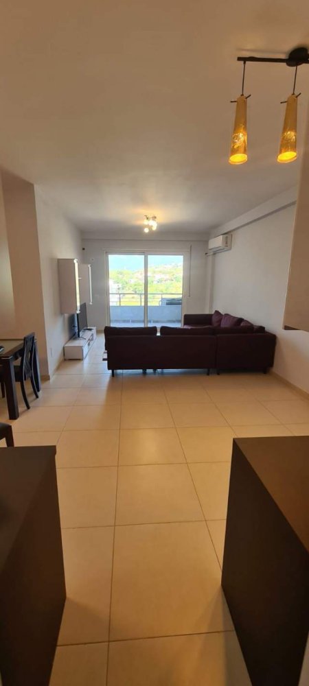 Tirane, jepet me qera apartament 2+1 Kati 3, 120 m² 450 Euro (Kinostudio, kompleks i ri rezidencial)
