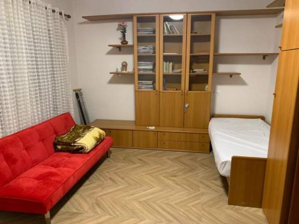 Tirane, jepet me qera apartament 3+1+BLK Kati 2, 125 m² 550 Euro (naim frasheri)