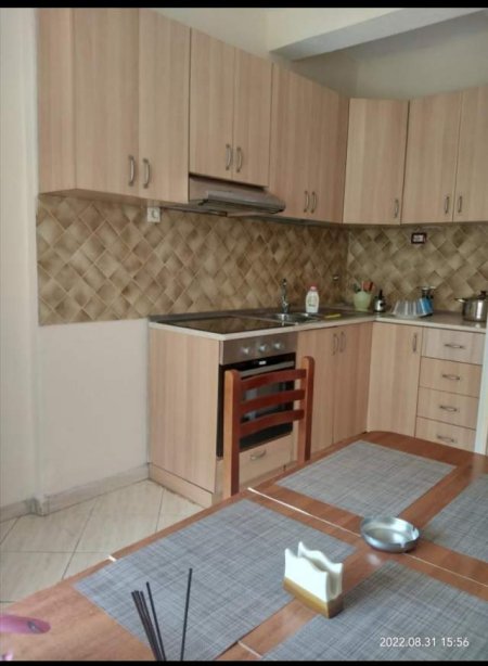 Tirane, jepet me qera apartament 2+1+BLK Kati 2, 75 m² 450 Euro (durresit)