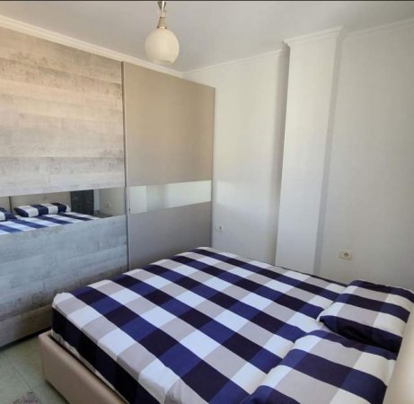 Tirane, jepet me qera apartament 2+1+BLK Kati 3, 85 m² 450 Euro (Rruga e Elbasanit)
