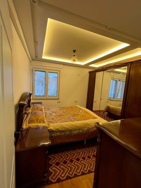 Tirane, jepet me qera apartament 3+1+BLK Kati 3, 100 m² 500 Euro (vilat gjermane)