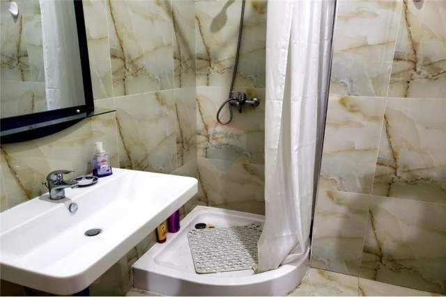 Tirane, jepet me qera apartament 2+1 105 m² 750  (ZOGU I ZI)