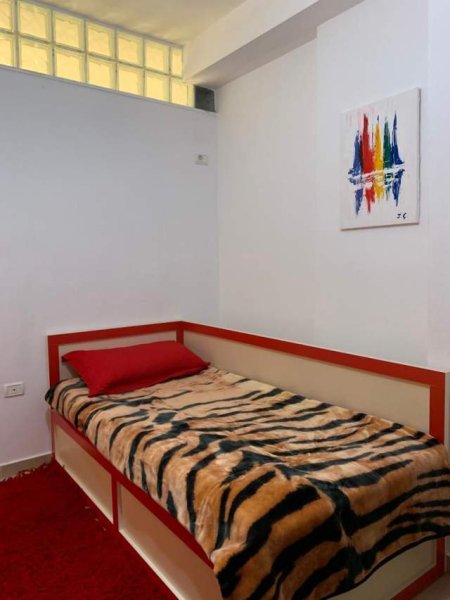Apartament 2+1 me qira ne nje kompleks banimi prane Harry Fultz, Tirane 💥