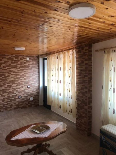 Tirane, jepet me qera Vile 3+1+BLK Kati 2, 160 m² 400 Euro (ILIA SHYTI)
