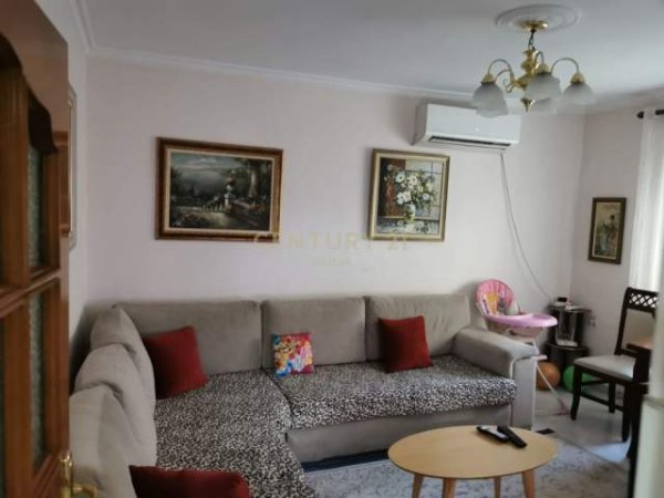 Tirane, shitet Penthouse 3+1+A+BLK Kati 1, 140 m² 127.000 Euro/m2 (Shemsi Haka)