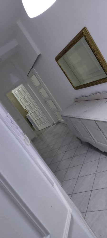 Tirane, jepet me qera apartament 2+1 Kati 1, 80 m² 500 Euro (Rruga Hamdi Garunja,Liqeni)
