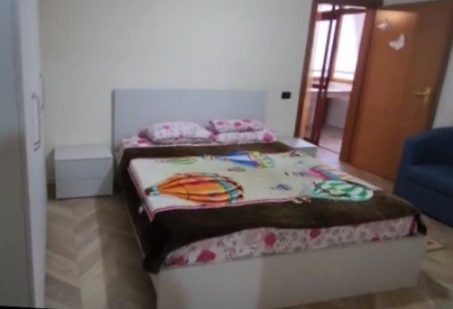 Tirane, jepet me qera apartament 4+1+BLK Kati 8, 140 m² 100.000 Leke (MYSLYM SHYRI)