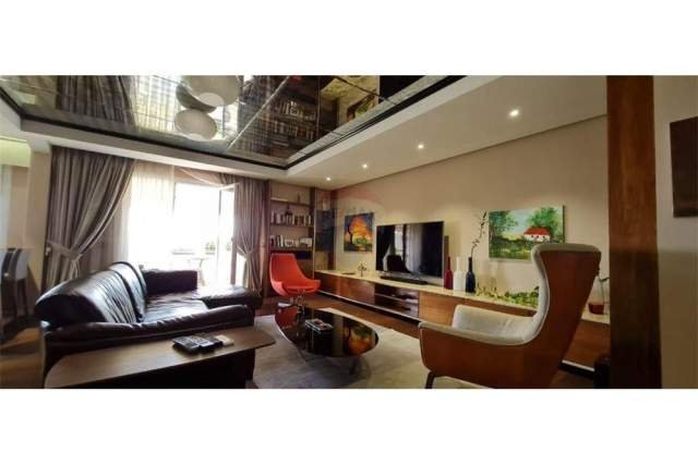 jepet me qera apartament 2+1 178 m² 1.500 Euro (KOPSHTI BOTANIK)