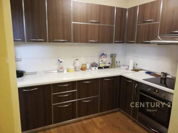 Tirane, shes apartament Kati 5, 75 m² 110.000 Euro (stadiumi dinamo)