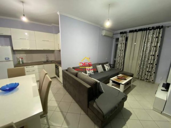 Tirane, shitet apartament 2+1+BLK Kati 4, 92 m² 85.000 Euro (Rruga 3 Dëshmorët)