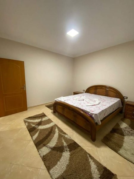 Tirane, jepet me qera apartament 2+1+BLK Kati 2, 85 m² 85 Euro (5 maj)