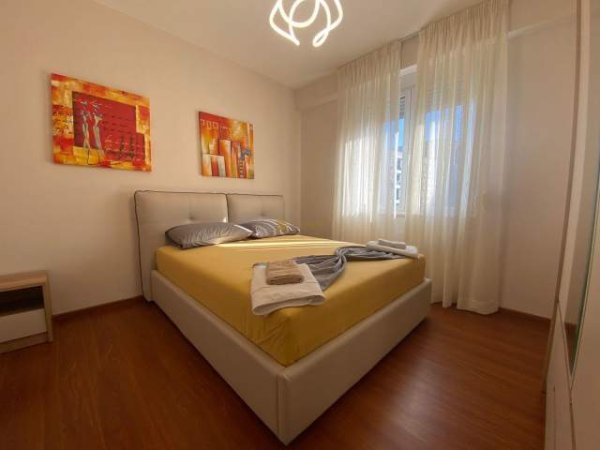 Tirane, jap me qera apartament 2+1+BLK Kati 6, 100 m² 600 Euro (Ndre Mjeda)