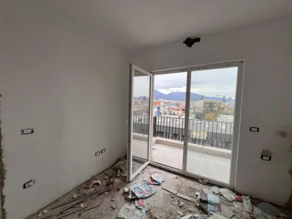 Tirane, shitet apartament 1+1+Ballkon Kati 10, 67 m² 107.000 € (Dritan Hoxha)