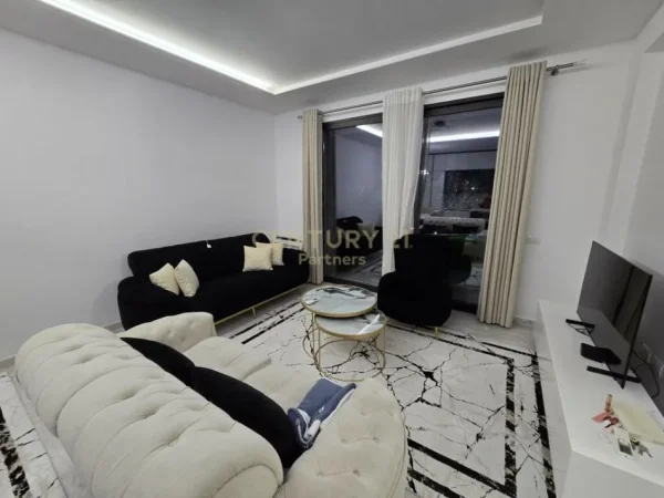 Tirane, jepet me qera Vile 2 Katshe Kati 2, 177 m² 1.700 € (Selite)