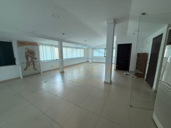 ALF47129 Tirane, jepet me qera Kati 0, 230 m² 1.500 € (Brryli)