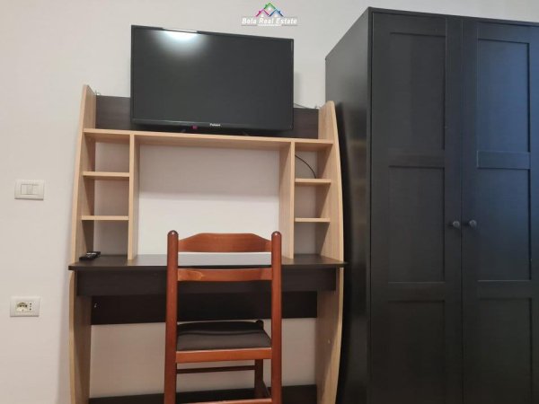 Tirane, jepet me qera apartament 1+1 Kati 1, 50 m² 500 € (Rruga e Elbasanit)