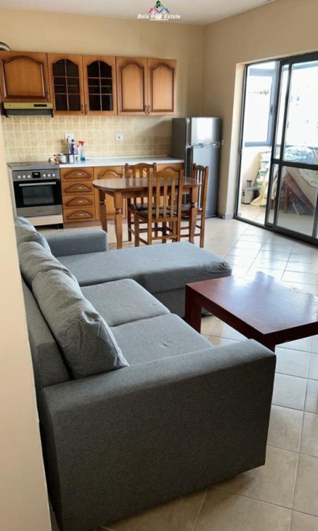 Tirane, jepet me qera apartament 2+1 Kati 7, 100 m² 600 € (21 dhjetori)