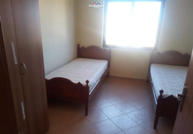 Tirane, jepet me qera apartament 2+1 Kati 7, 100 m² 600 € (21 dhjetori)
