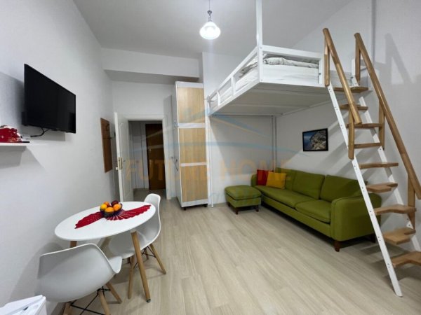 Tirane, jepet me qera garsonier Kati 2, 33 m² 600 € (Rruga Margarita Tutulani)
