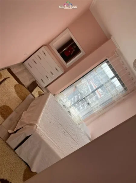 Tirane, jepet me qera apartament 1+1+Ballkon Kati 11, 70 m² 600 € (prane delijorgjit)