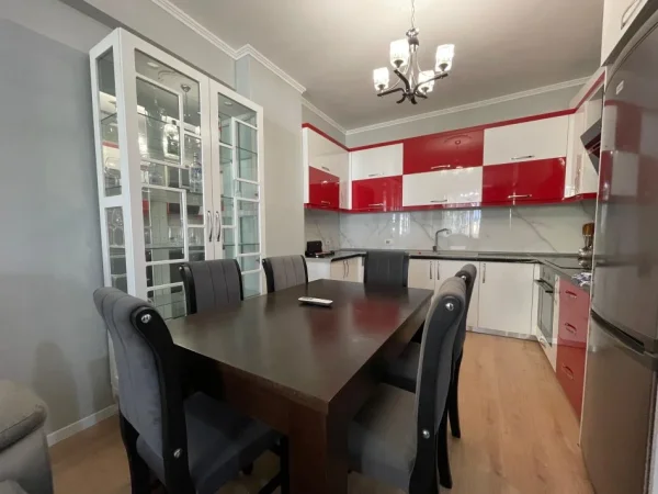 Tirane, shitet apartament 2+1+Aneks+Ballkon Kati 3, 92 m² (Unaza e Re)