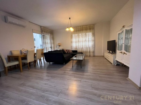 Tirane, shes apartament 1+1 , 78 m² 180.000 € (Kopshti Botanik Zoologjik)