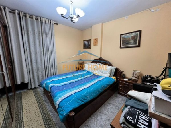 Tirane, shitet apartament 2+1 Kati 5, 85 m² 162.000 € (Komuna e Parisit)