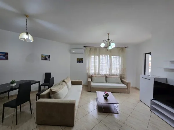 Tirane, shitet apartament 2+1+Ballkon Kati 4, 116 m² 209.999 € (Stacioni Trenit)