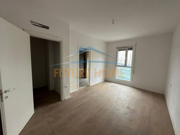 Tirane, jap me qera apartament 2+1 Kati 2, 112 m² 600 € (DON BOSKO)