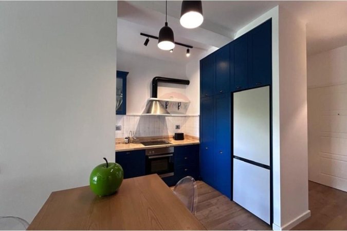 Tirane, jepet me qera apartament 2+1 , 1.000 € (Liqeni i Thate)