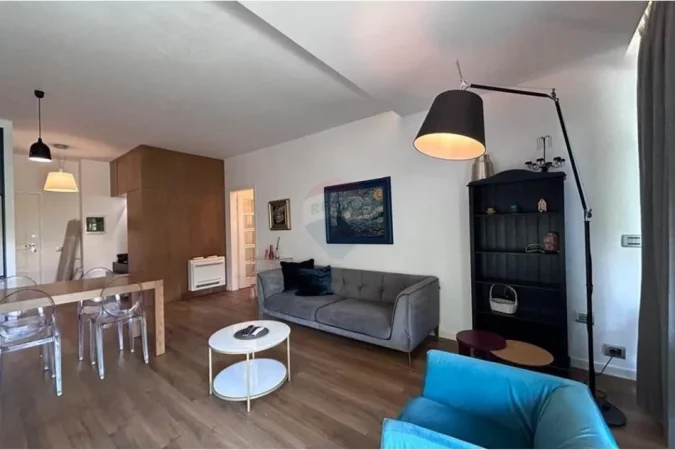 Tirane, jepet me qera apartament 2+1 , 1.000 € (Liqeni i Thate)
