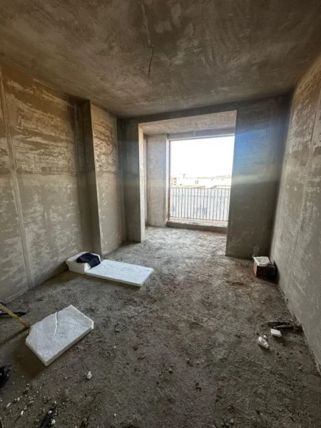 Tirane, shitet apartament 1+1 Kati 2, 75 m² 112.500 € (Prane Bulevardit te Ri)