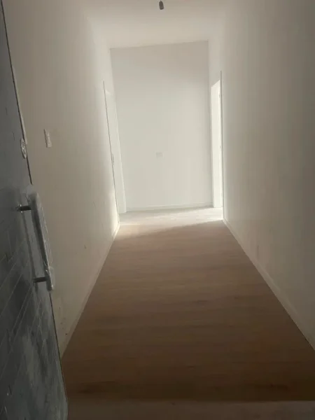 Tirane, shitet apartament , 160 m² 226.800 € (Bulevardi i Ri)