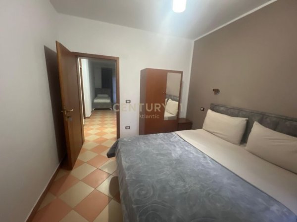 Durres, jepet me qera hotel Kati 5, 800 m² 7.800 € (Shkëmbi I Kavajës)