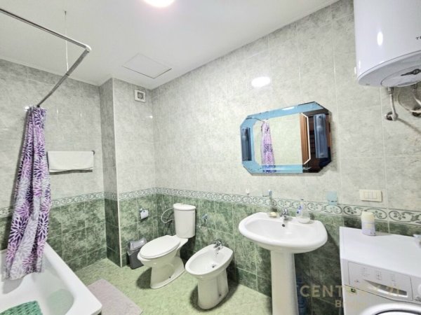 Tirane, jepet me qera apartament 1+1 Kati 4, 80 m² 450 € (DON BOSKO)