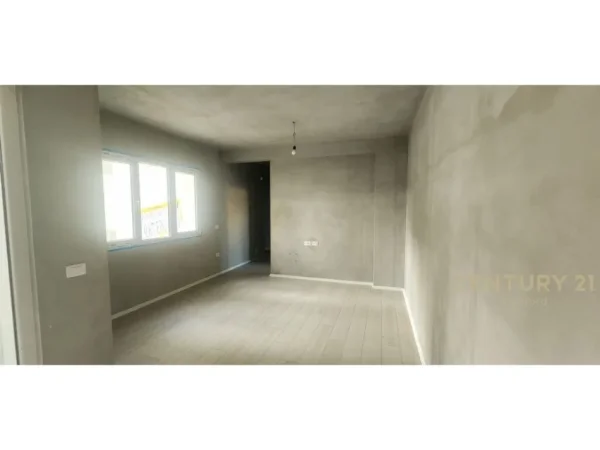 Tirane, jepet me qera apartament 1+1 Kati 3, 78 m² 410 € (ASTIR)
