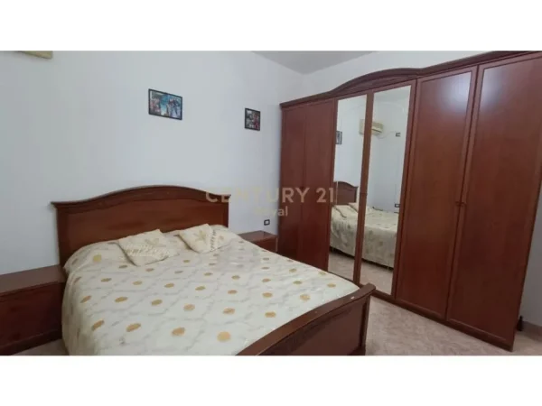 Tirane, jepet me qera apartament 2+1 Kati 2, 90 m² 500 € (KODRA E PRIFTIT)